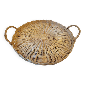Handmade wicker tray
