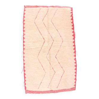 Beni ourain. pink moroccan rug, 157 x 265 cm