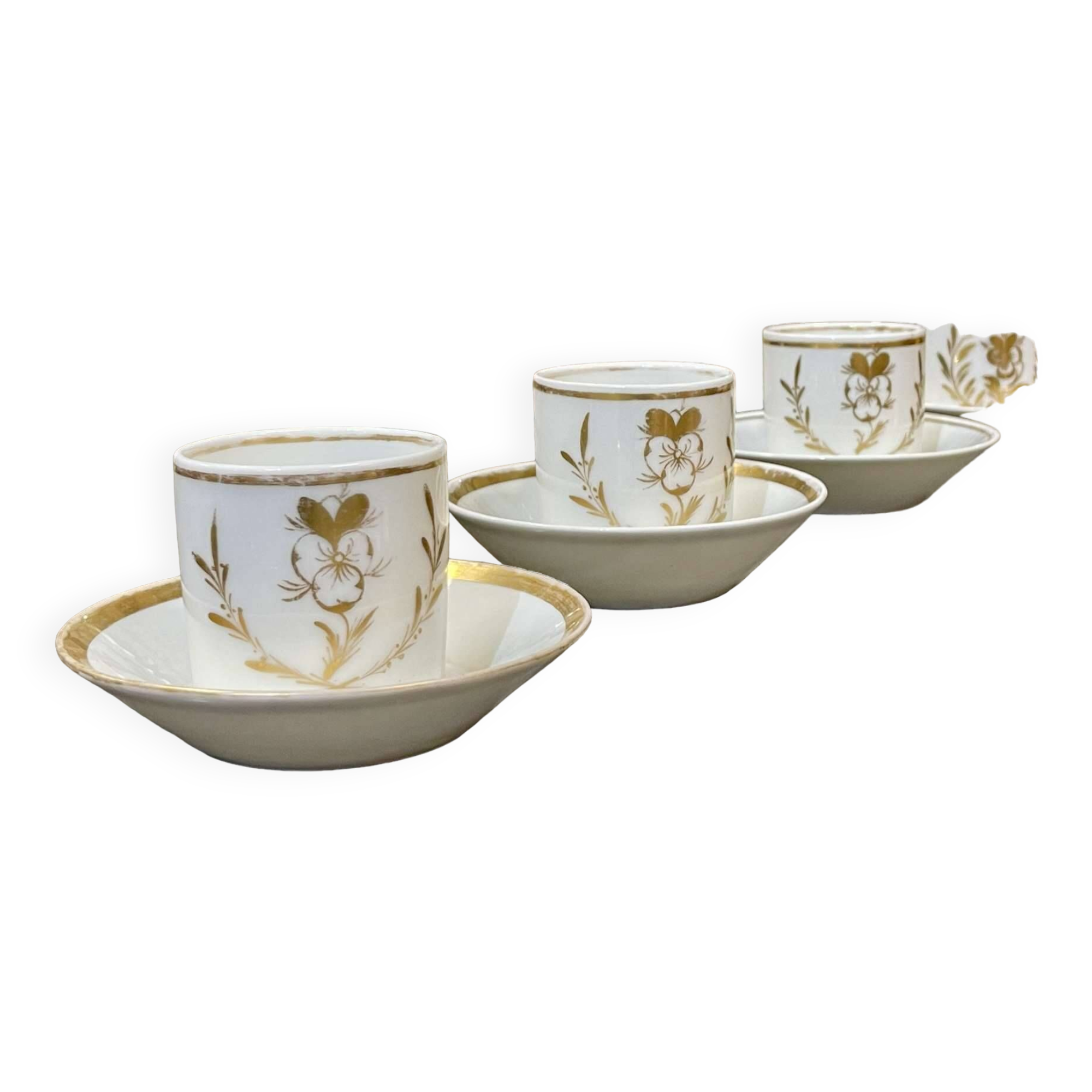 Set of 4 cups and saucers from the early 19th century in Paris porcelain