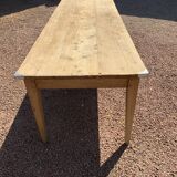 Farm table
