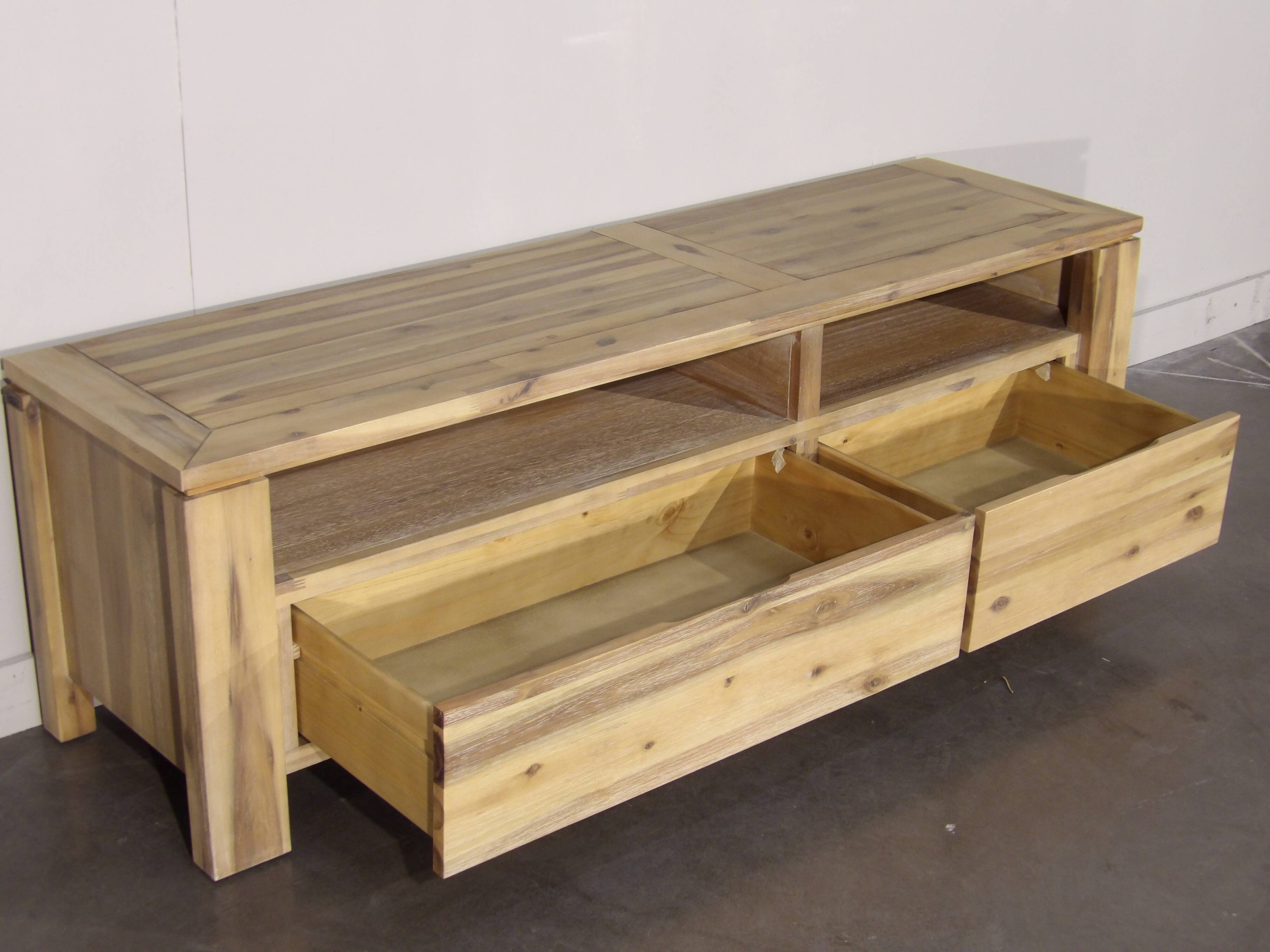 Contemporary solid wood TV cabinet, 2 drawers, 2 storage spaces.