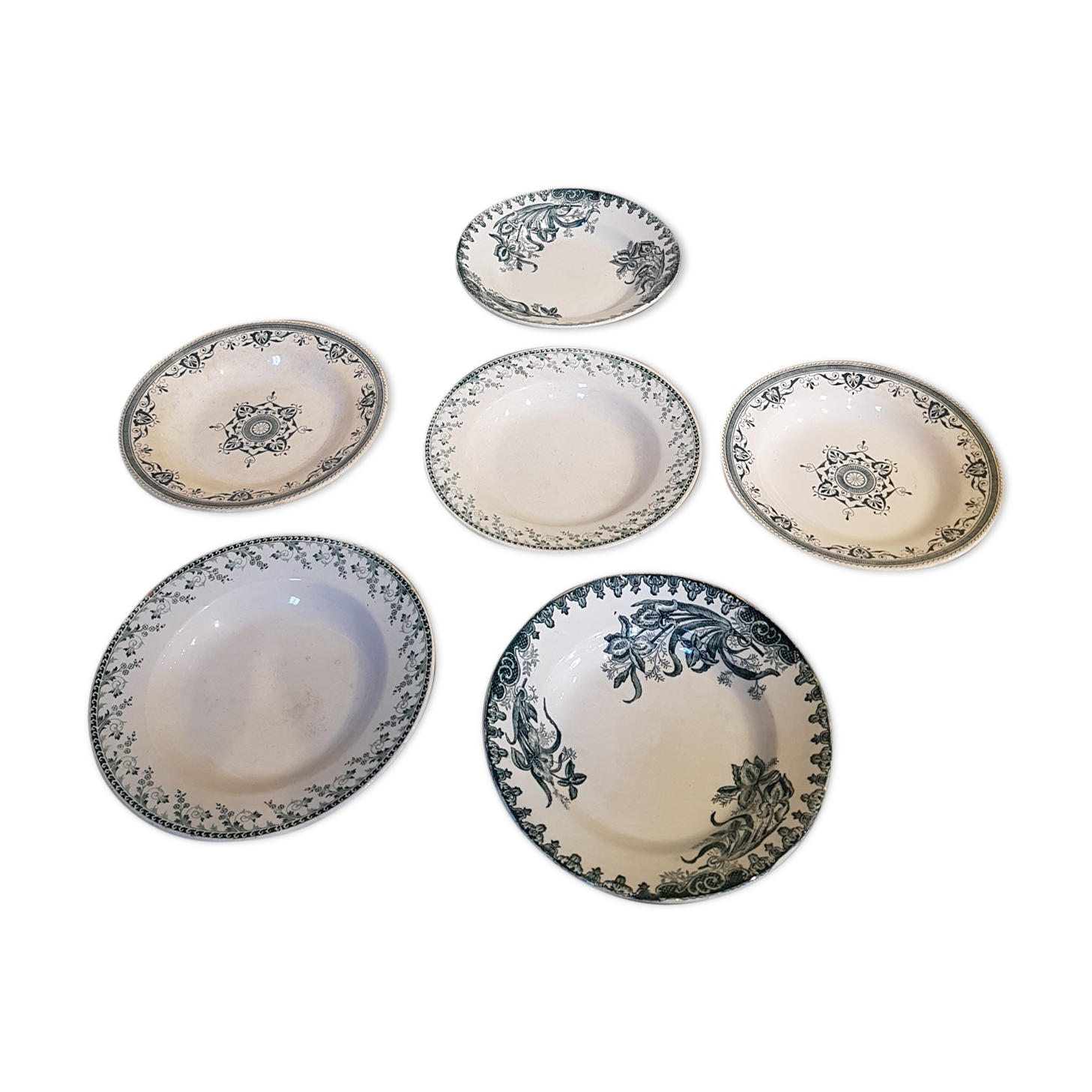 Series of 6 soup plates Earth iron