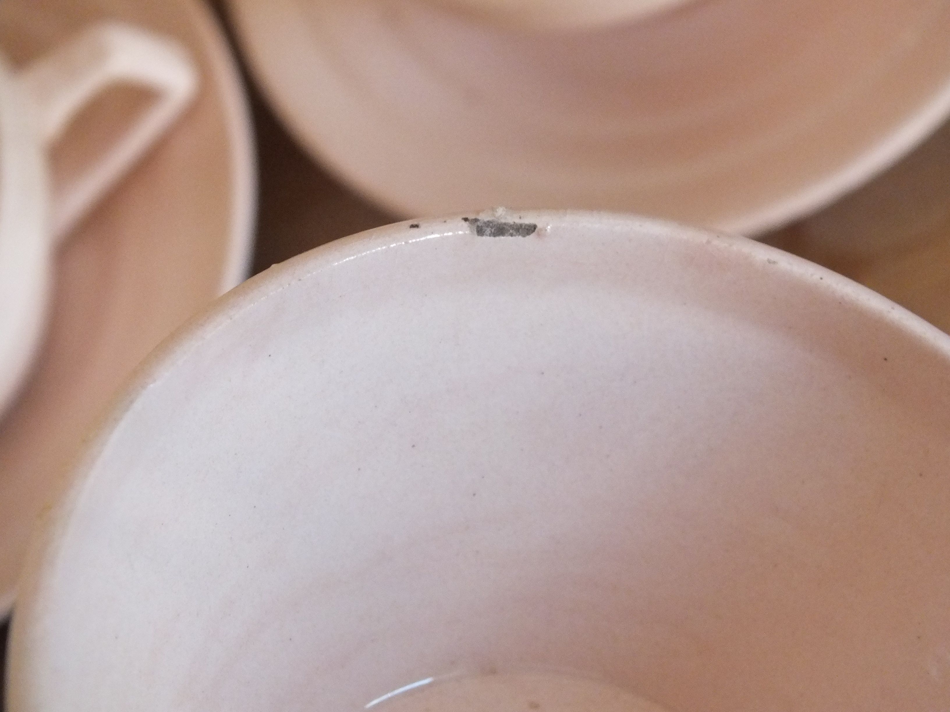Set of 7 powder pink coffee cups Céranord Saint Amand