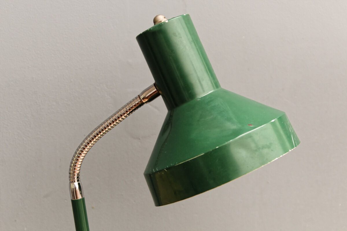 Flexible desk lamp, Veneta Lumi