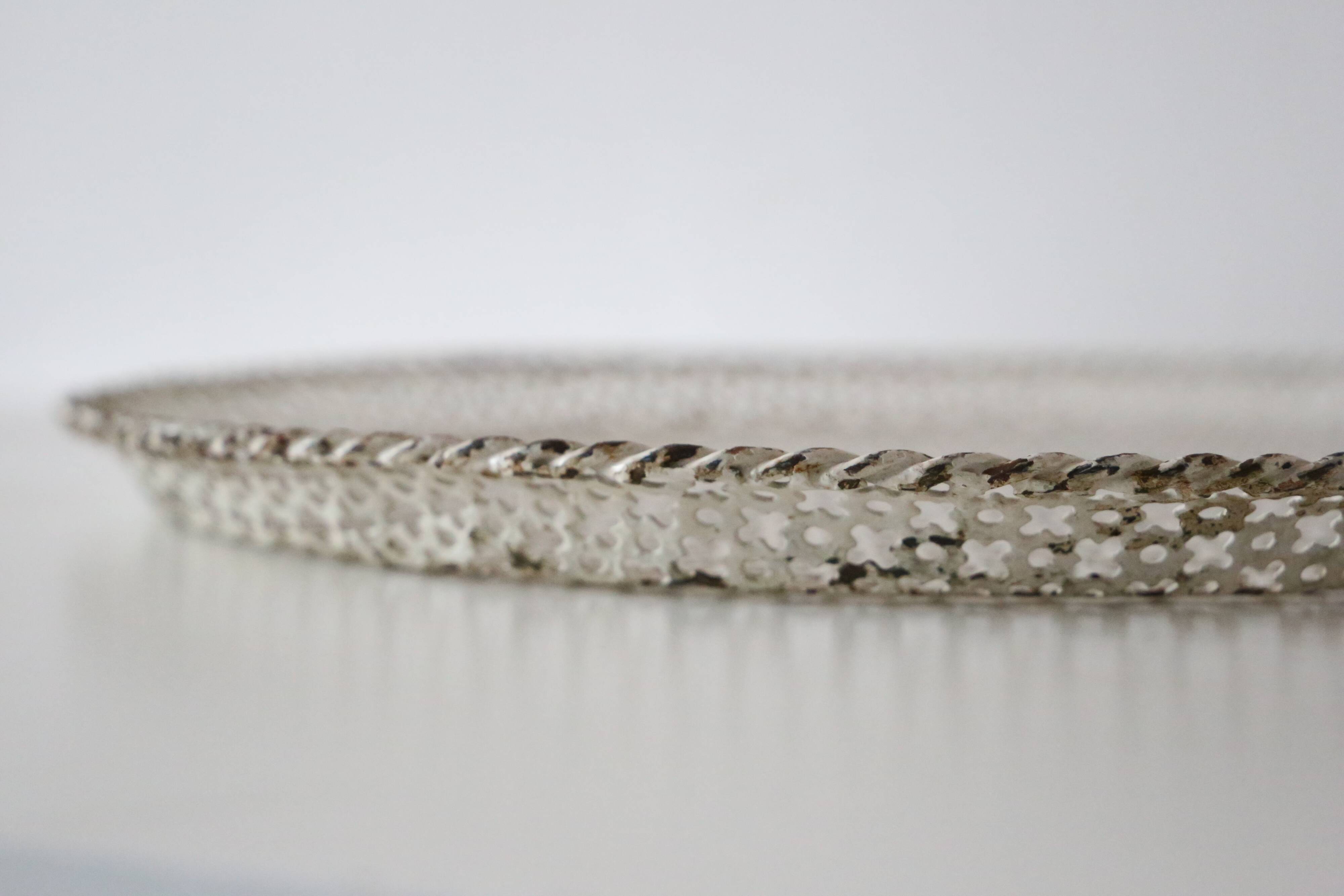 Round Mathieu Mategot tray in perforated metal, 1950, vintage
