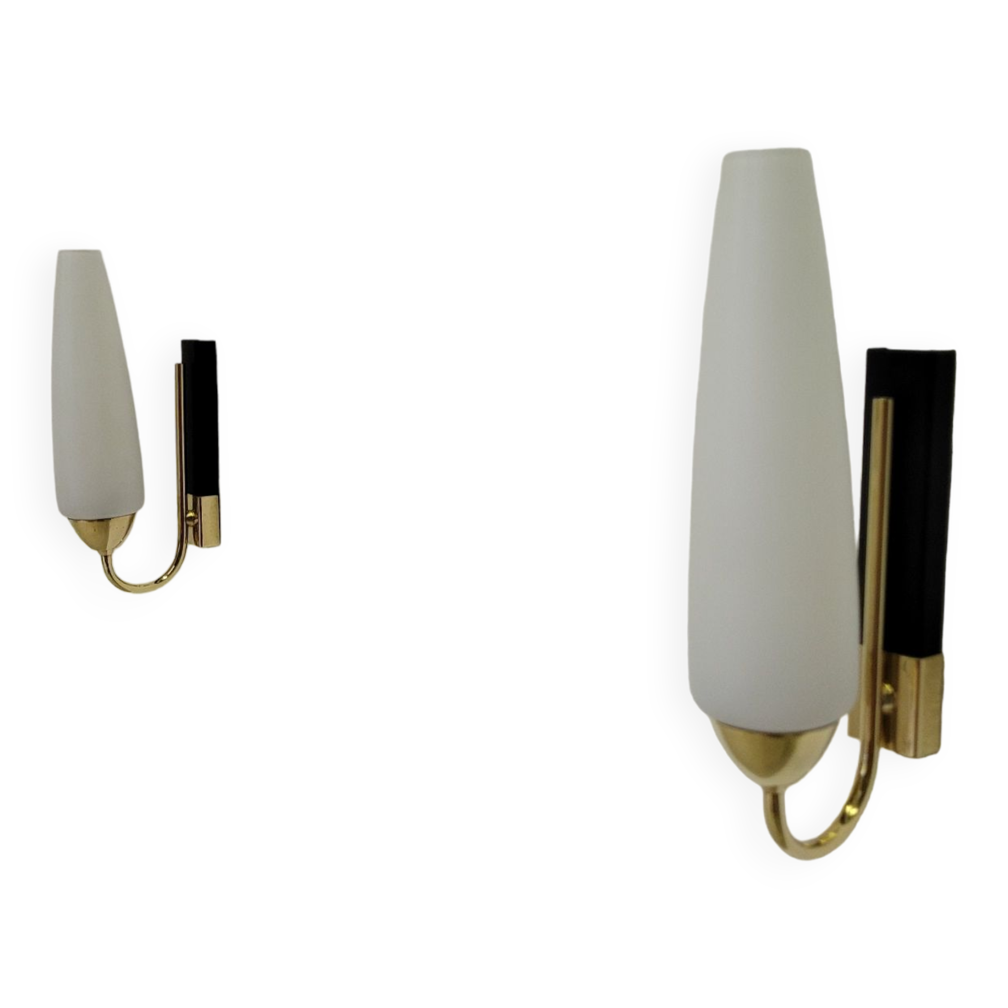 Pair of vintage Arlus wall lights in brass and opaline from the 60s