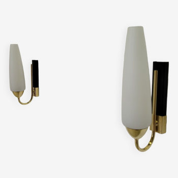 Pair of vintage Arlus wall lights in brass and opaline from the 60s