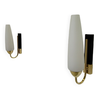 Pair of vintage Arlus wall lights in brass and opaline from the 60s