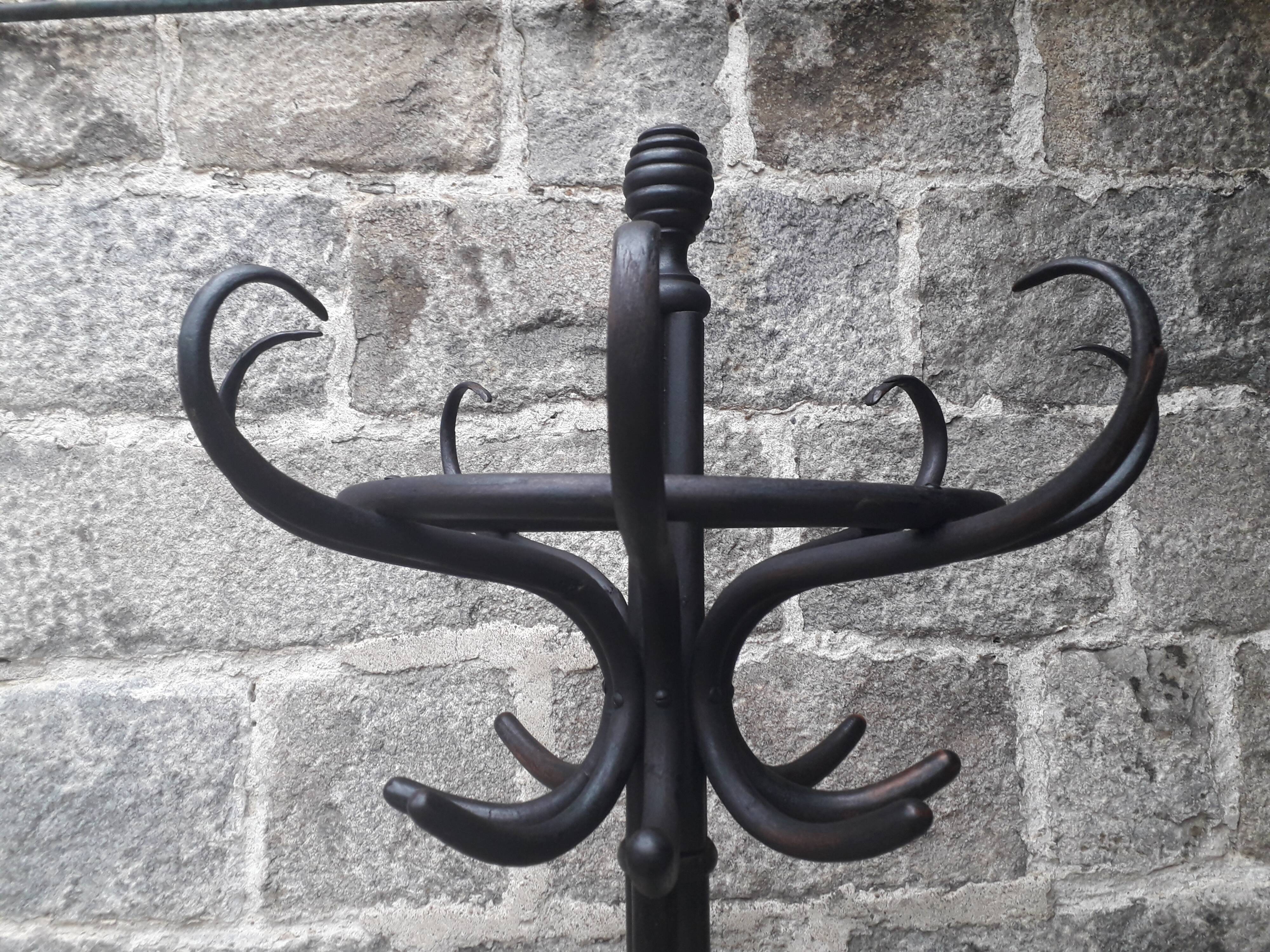 Parrot coat rack
