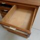 Vitrine vintage avec tiroirs