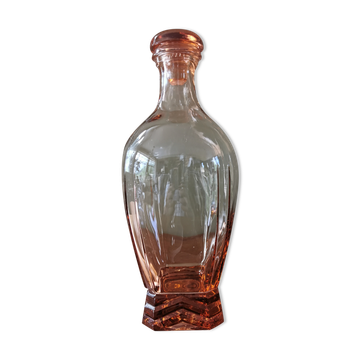 Carafe art déco en verre rose