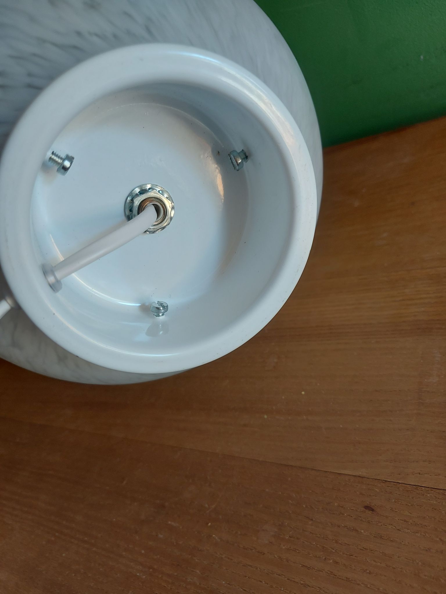 Glass egg lamp