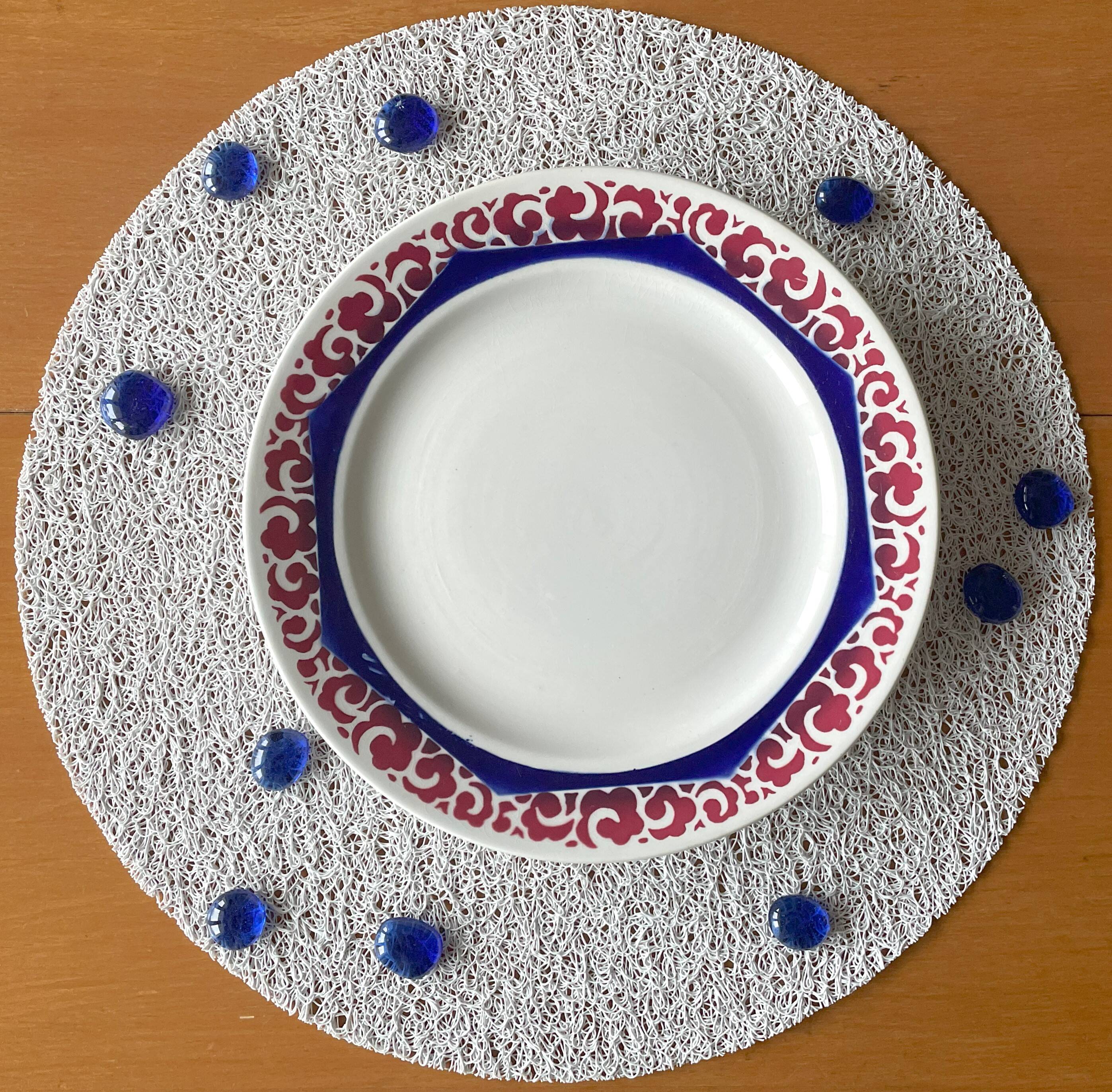 Old cake/mignardise dish on pedestal in Sarreguemines earthenware