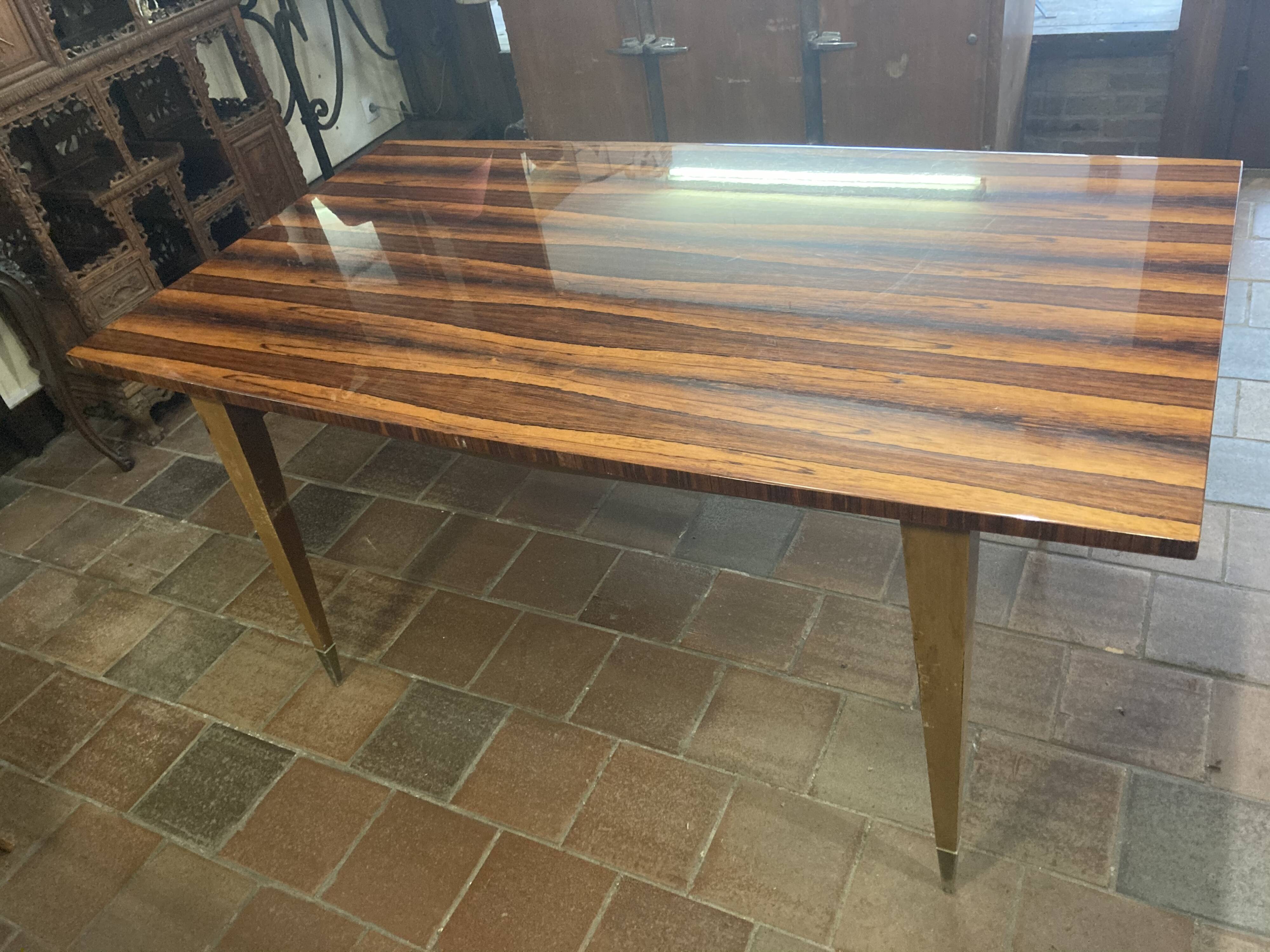 Table en ébène de Macassar laquée vers 1950