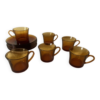 6 coffee cups with duralex saucers, honey color, vintage 80s