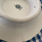 Iron pedestal dish