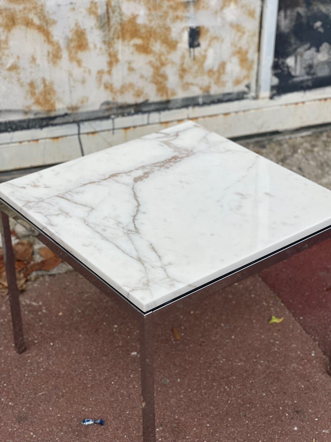 Coffee table Florence Knoll