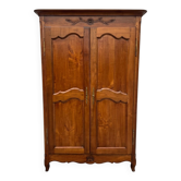 Armoire en merisier massif  de petite taille