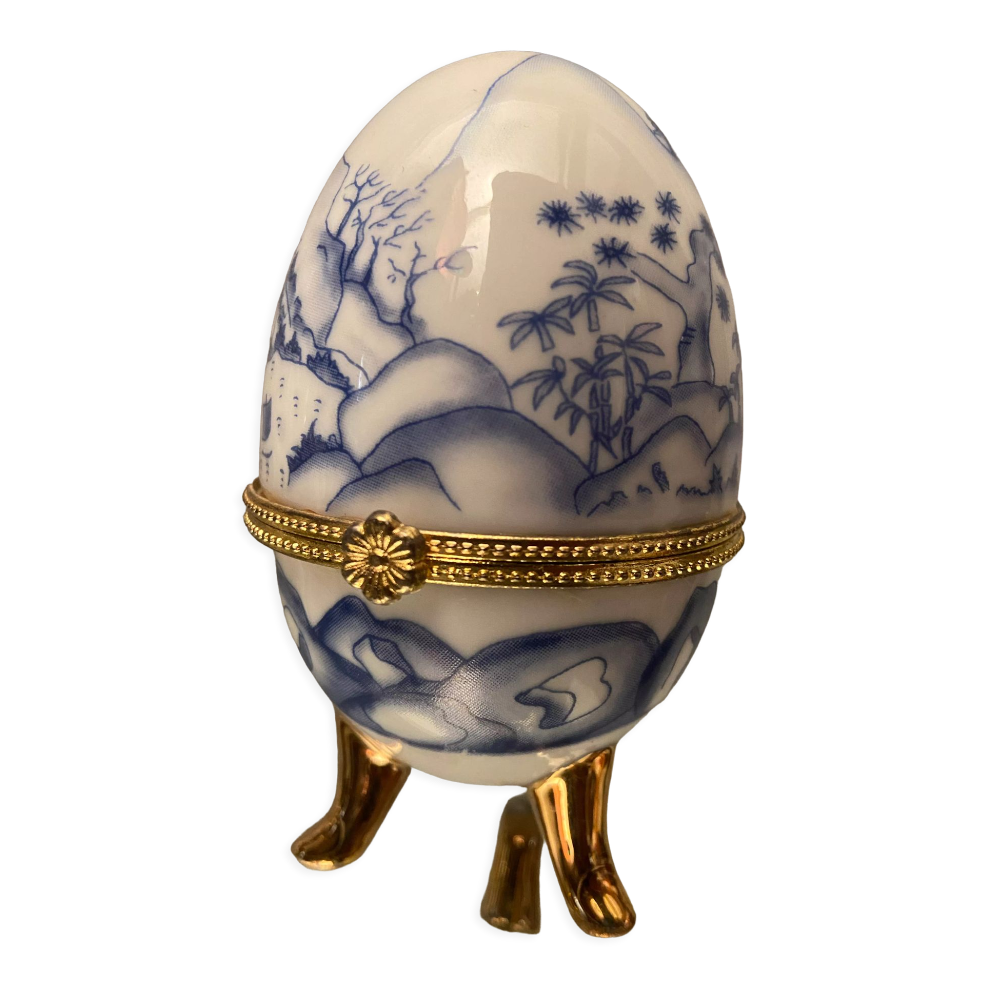 Porcelain egg box with Japan decoration gilded metal frame