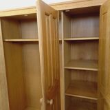 Armoire dressing vintage Guillerme et Chambron en chêne massif années 60