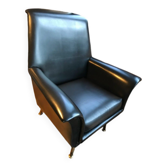 Fauteuil 60's vintage en skaï noir.