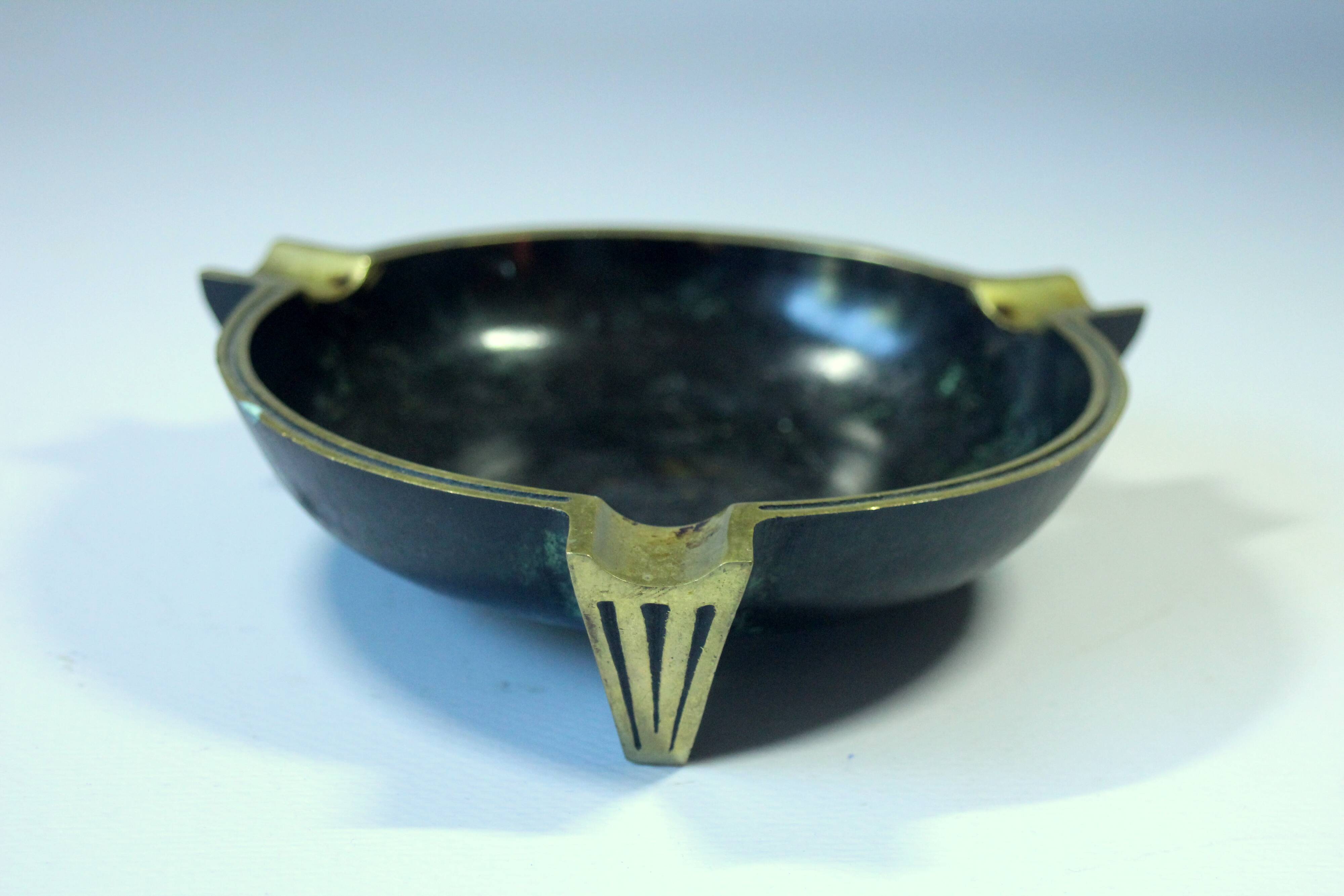 Ashtray from the 1950s - made of bronze and brass - vintage