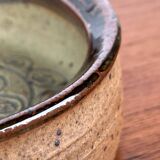 Mid-century modern Danish studio pottery bowl by Bente Lemche, 1960s.