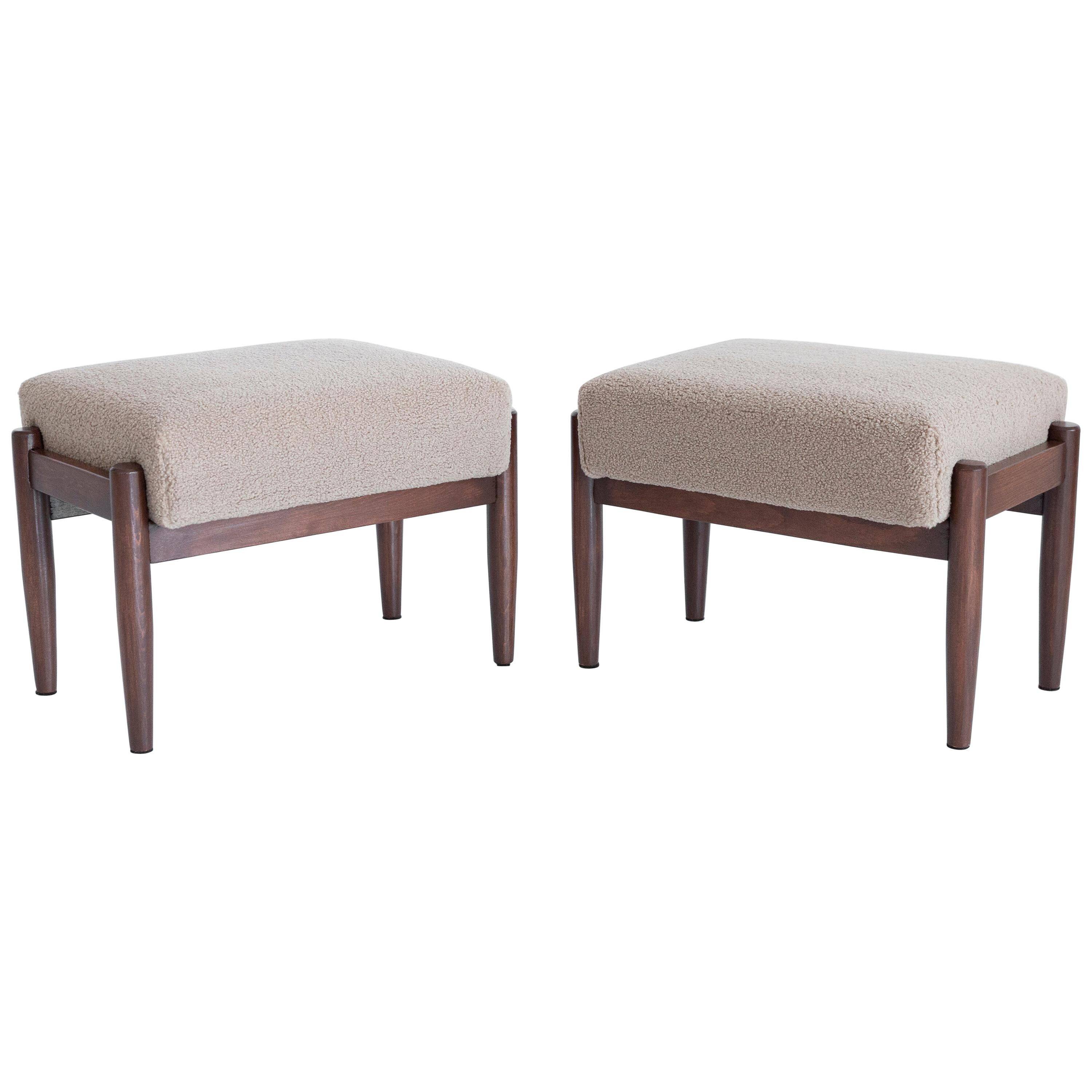 Set of two vintage camel bouclé stools, Edmund Homa, 1960s.