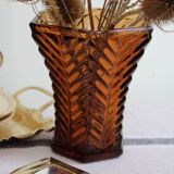 Glass vase