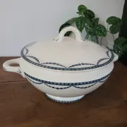 Ironstone soup tureen Vincennes Salins