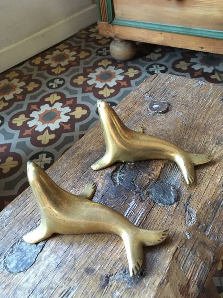 Couple of sea lions brass.