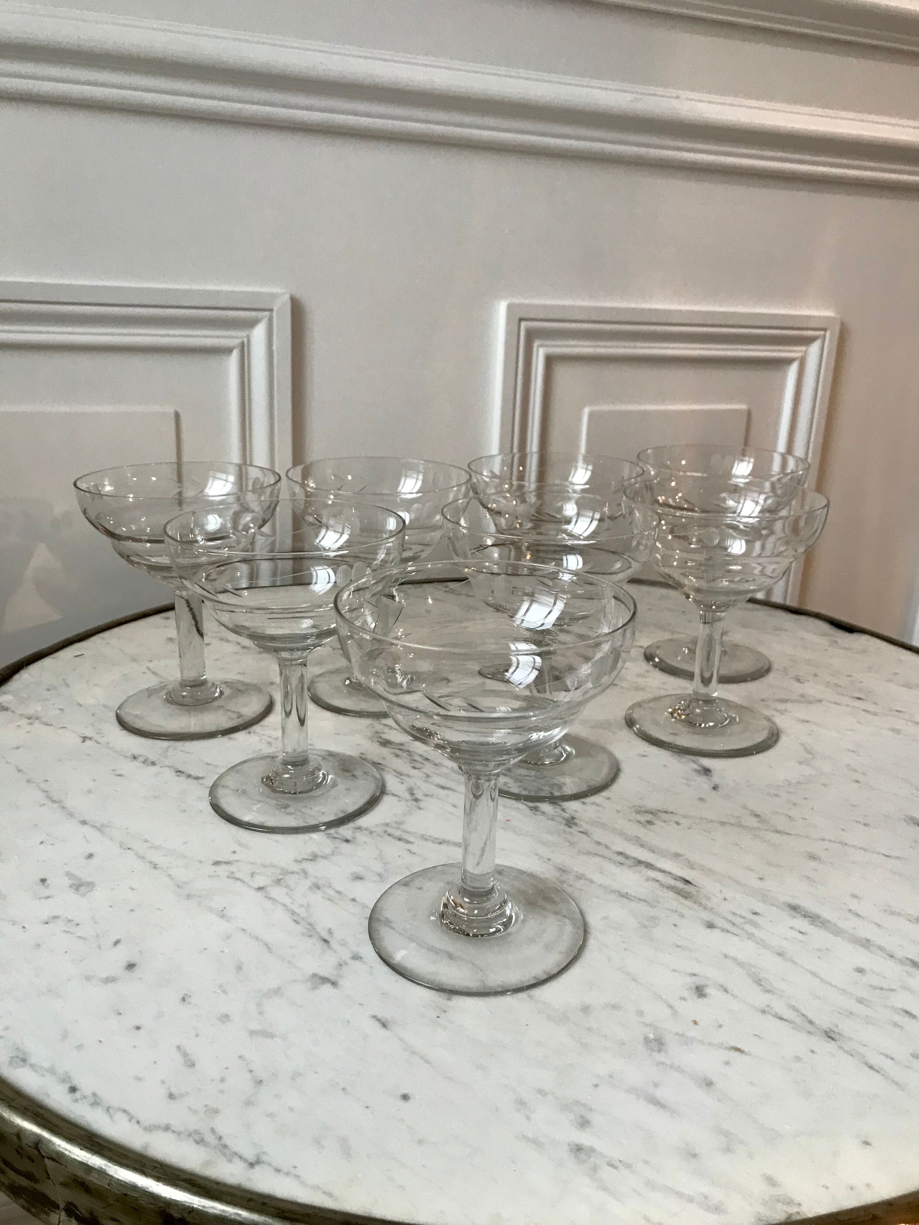 Lot of 8 crystal champagne glasses engraved 50/60 years