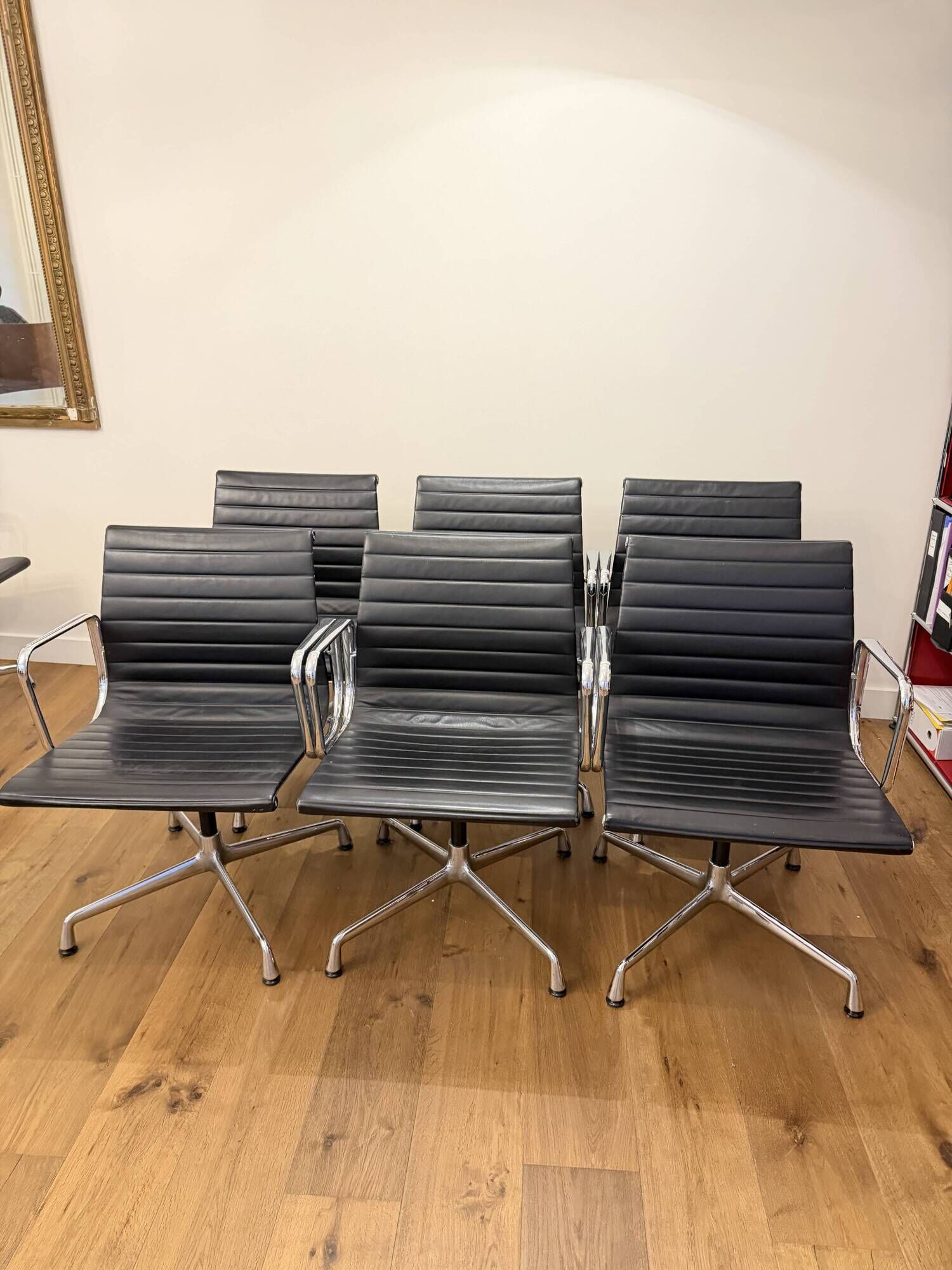 8 Aluminium Chairs EA