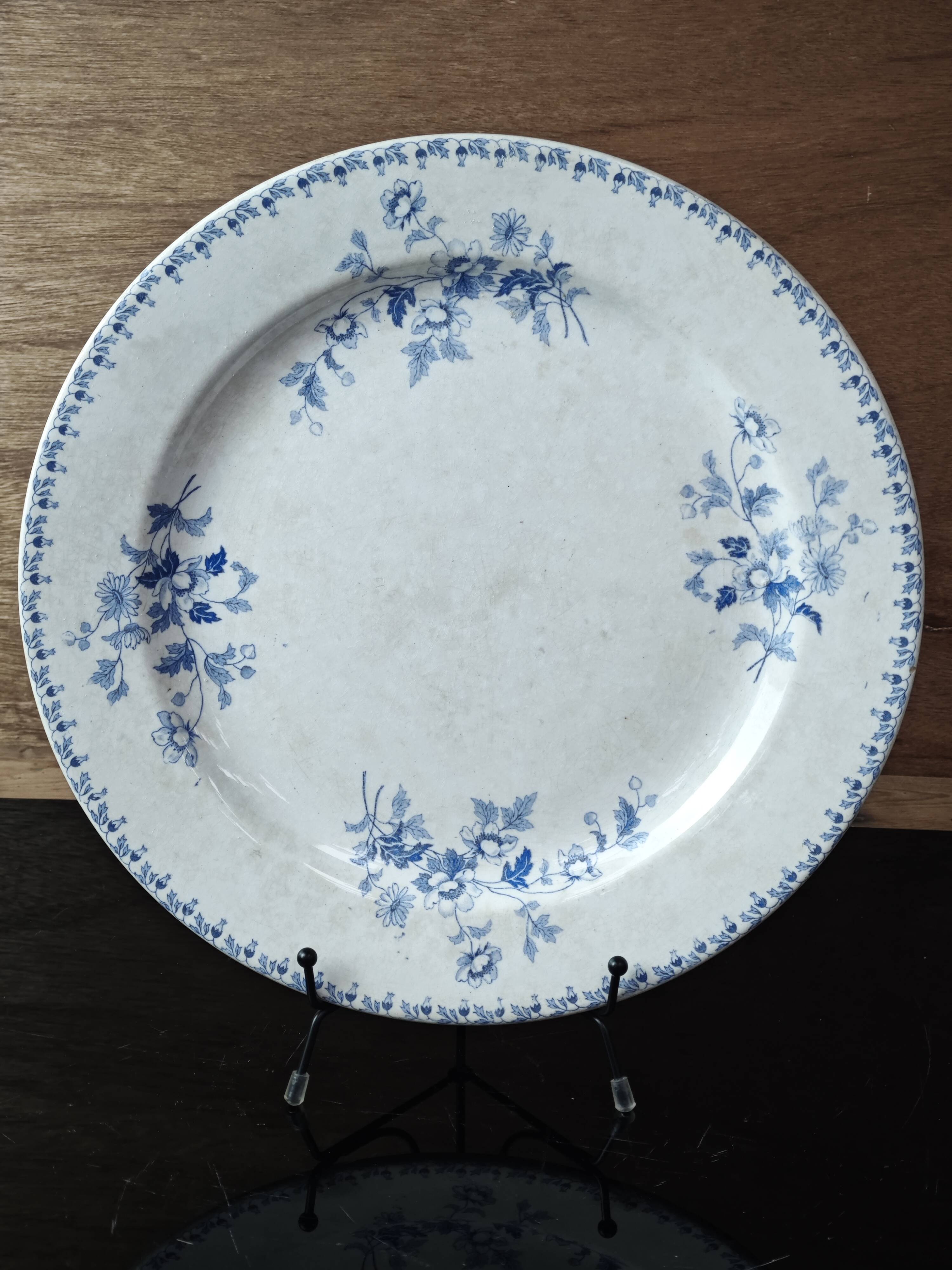 Round plate Maastricht Holland Terre de Fer model Toulouse
