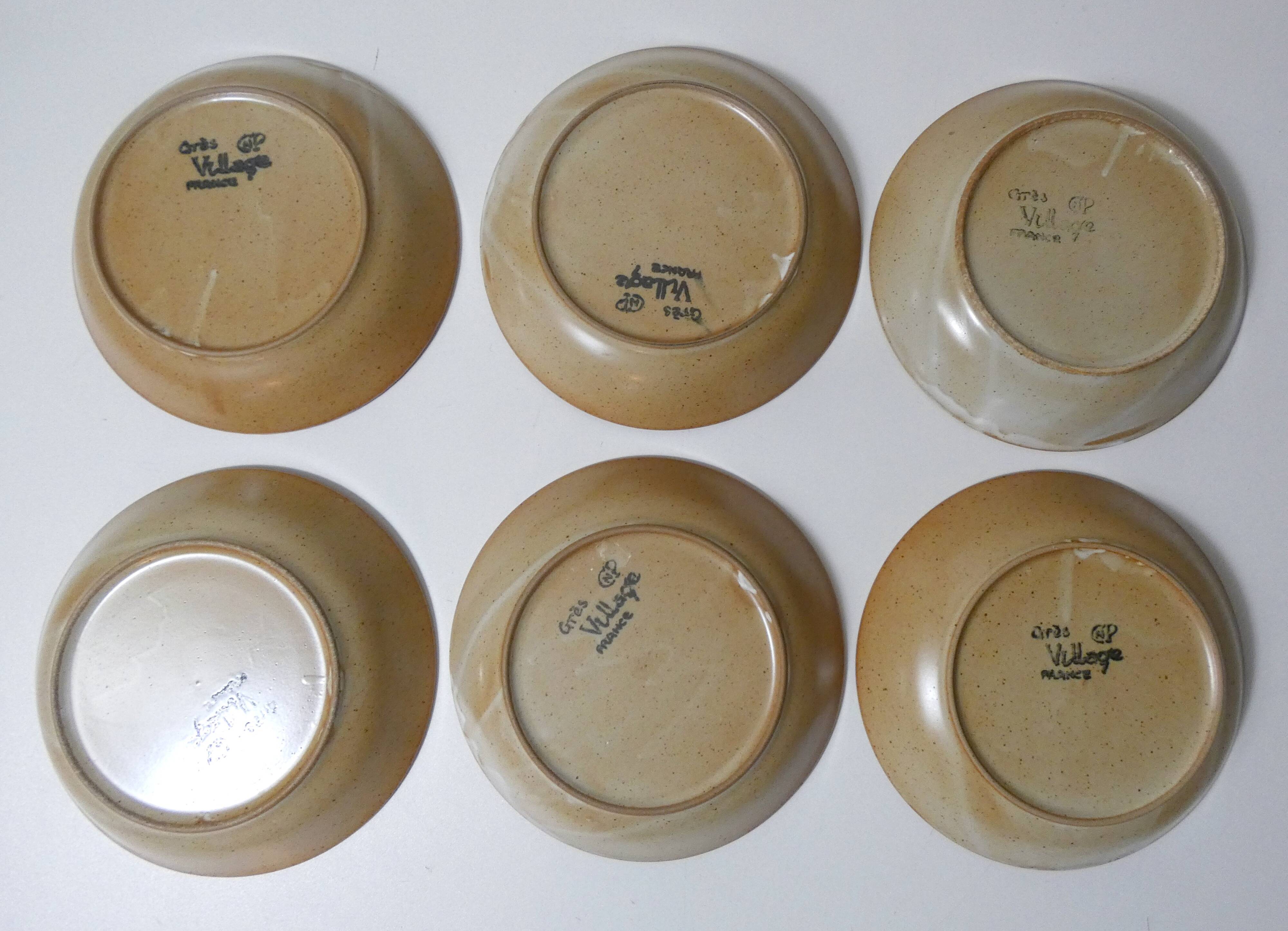 6 Vintage Village Stoneware Soup Plates