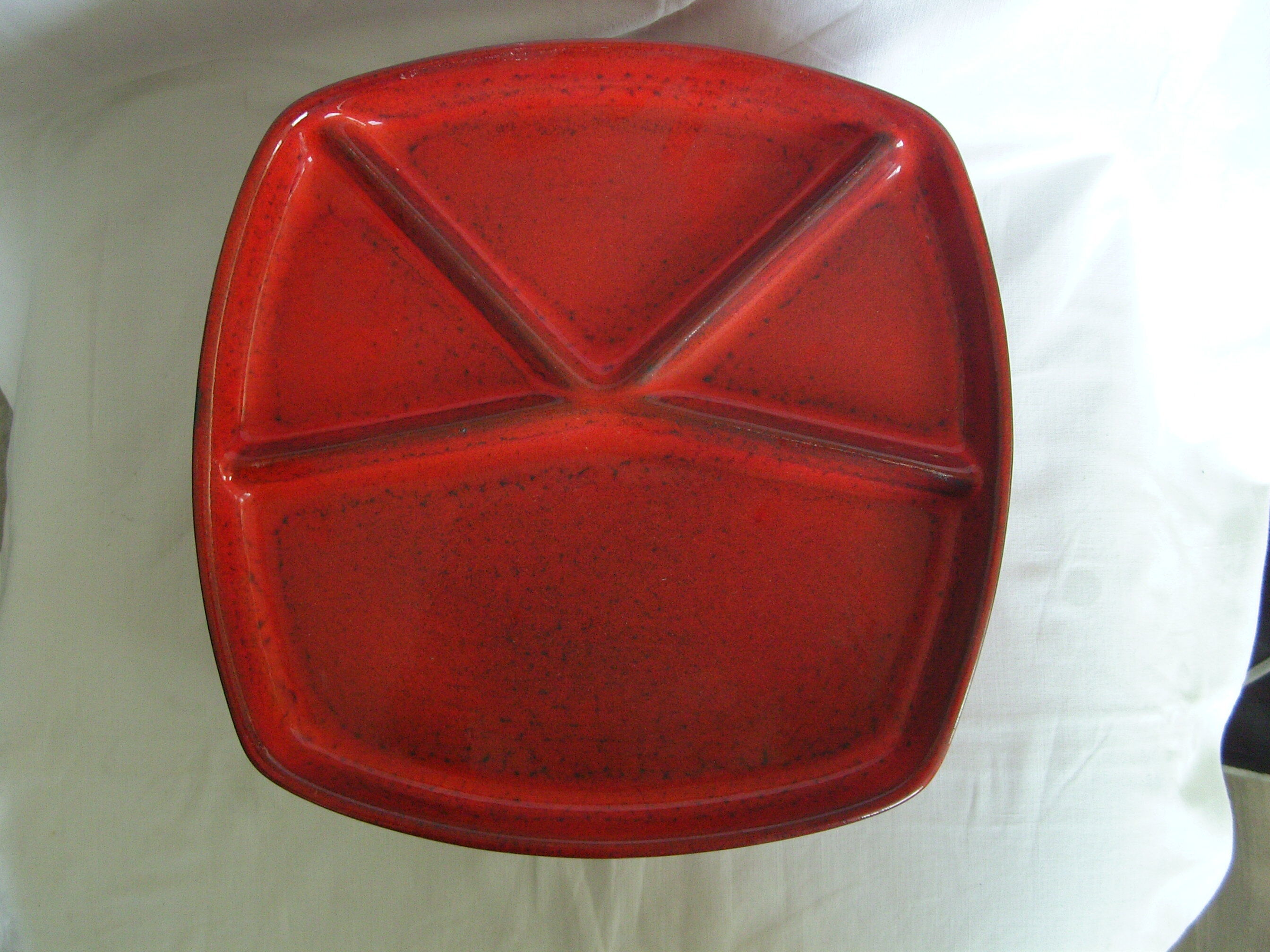 8 vintage ceramic red fondue plates