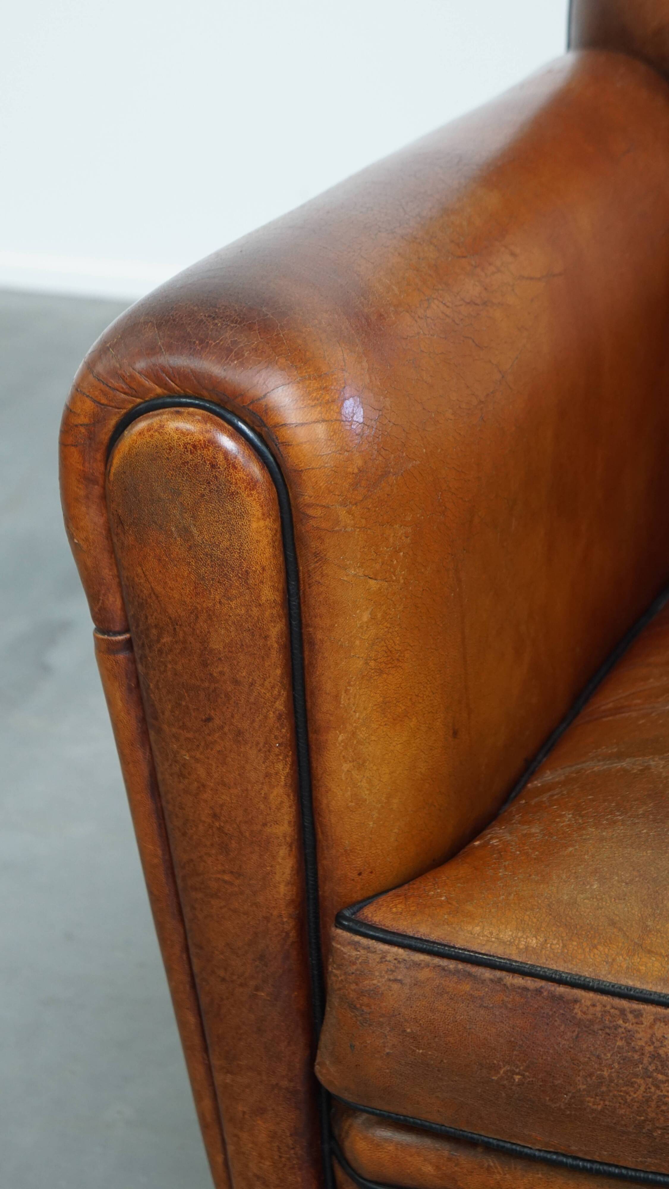 Sheepskin Leather Art Deco Style Design Armchair