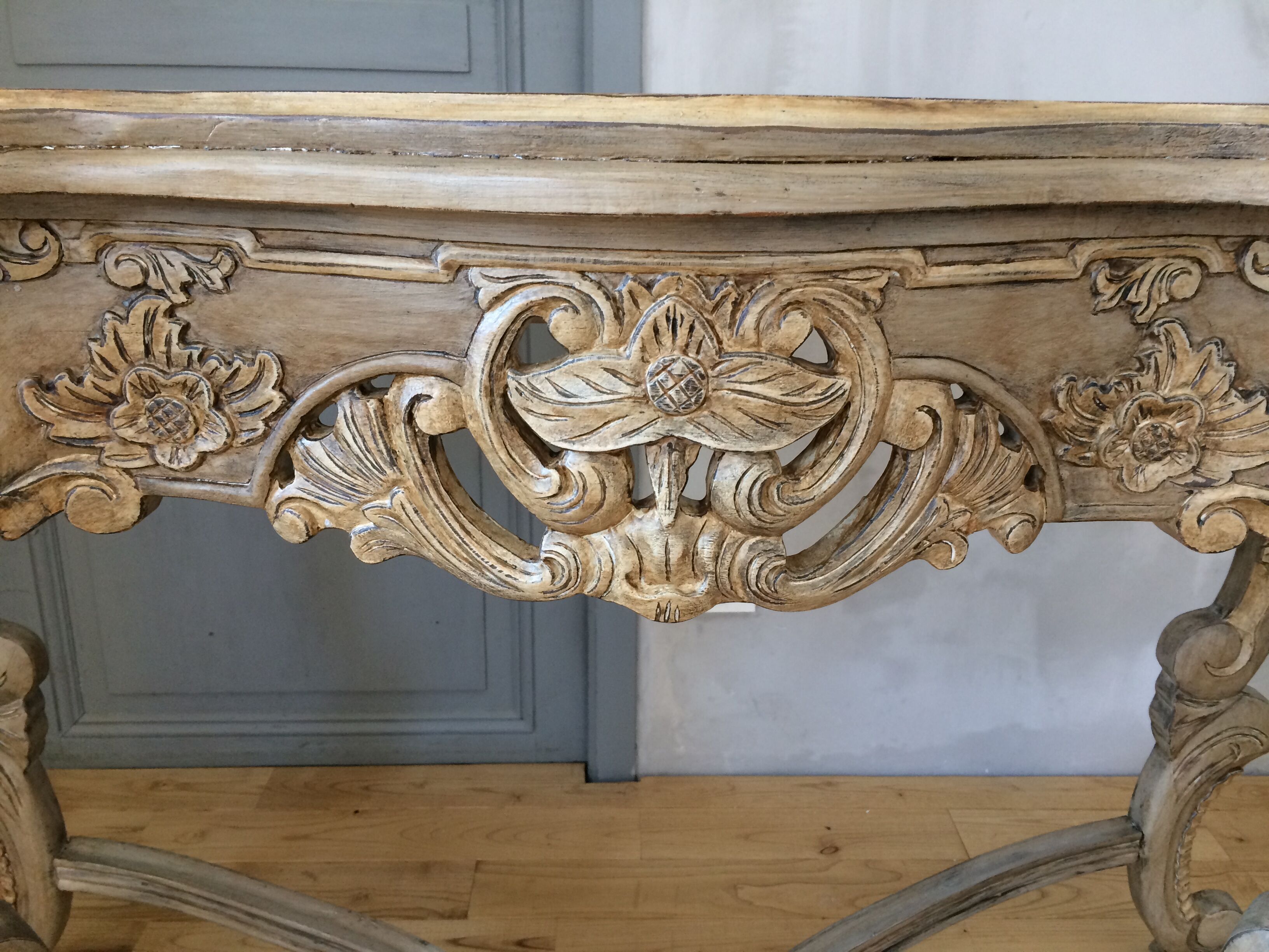 Louis XV-style console