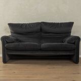 "675 MARALUNGA" sofa, Vico Magistretti, Cassina