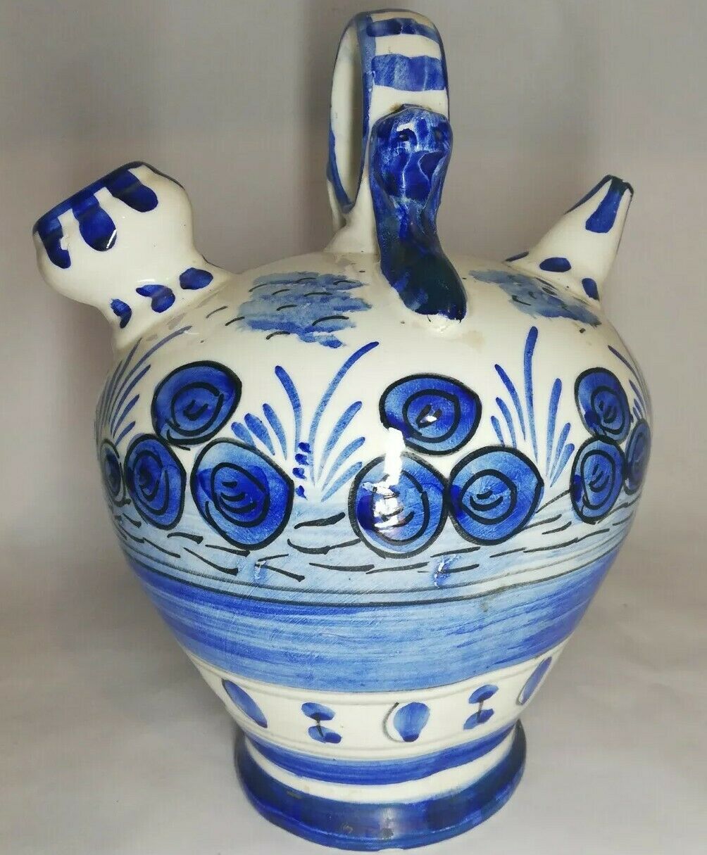 Blue gurgling