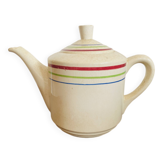 Gilles model teapot from the gien earthenware factory