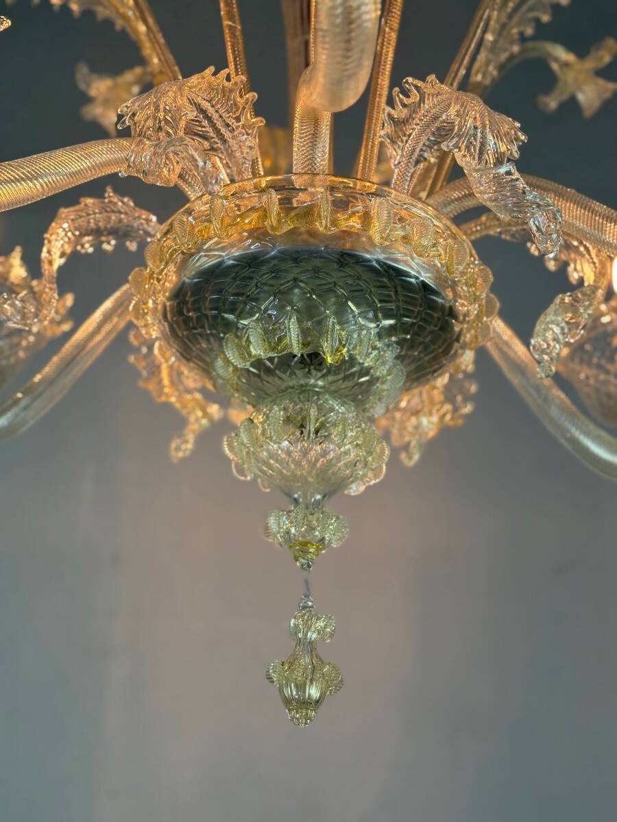 Venetian chandelier in gilded Murano glass, 6 light arms circa 1940