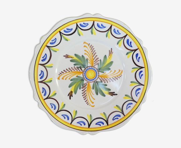 Assiette en faience de Malicorne signé émile Tessier