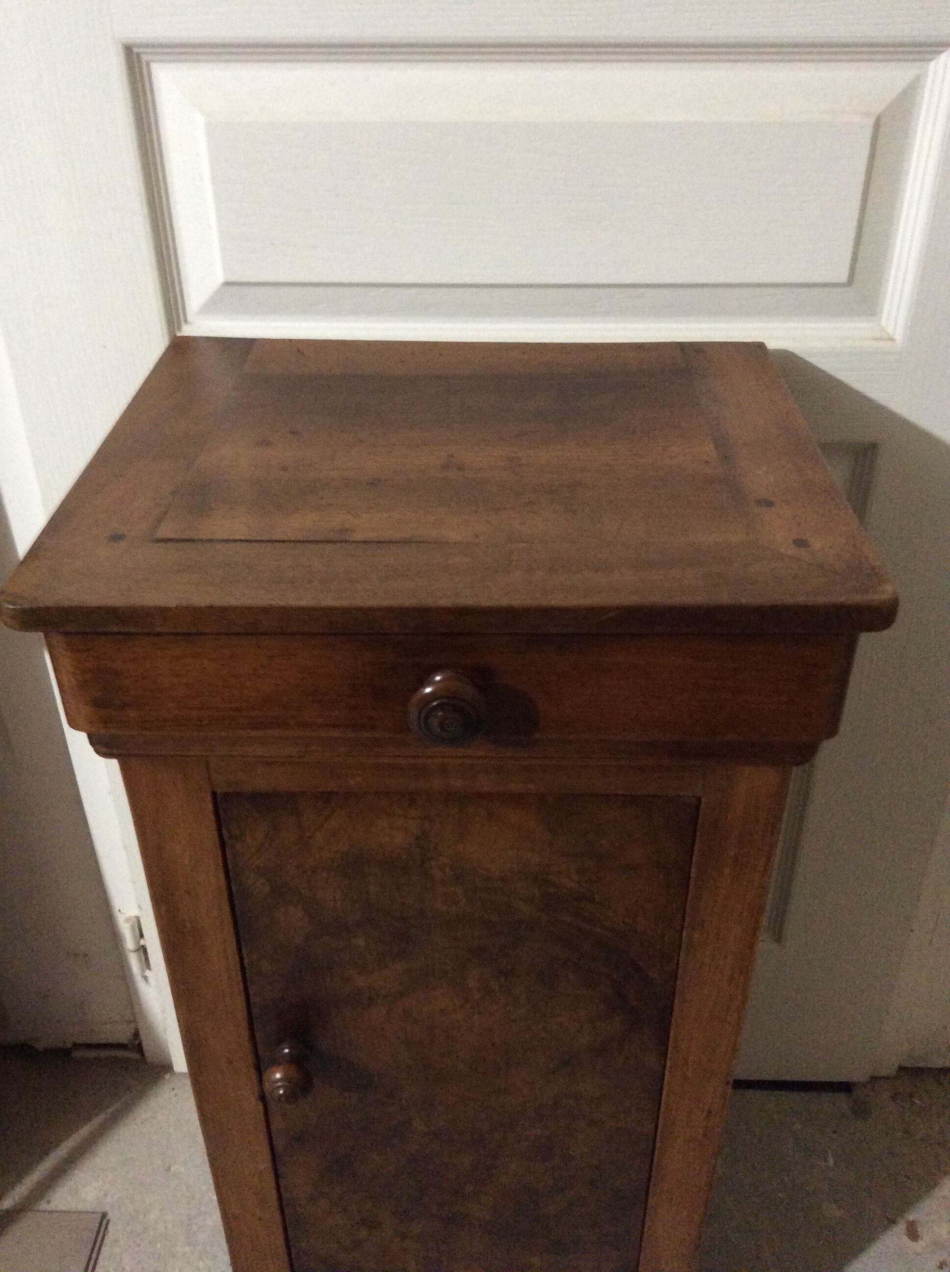 Louis Philippe's bedside, nightstand