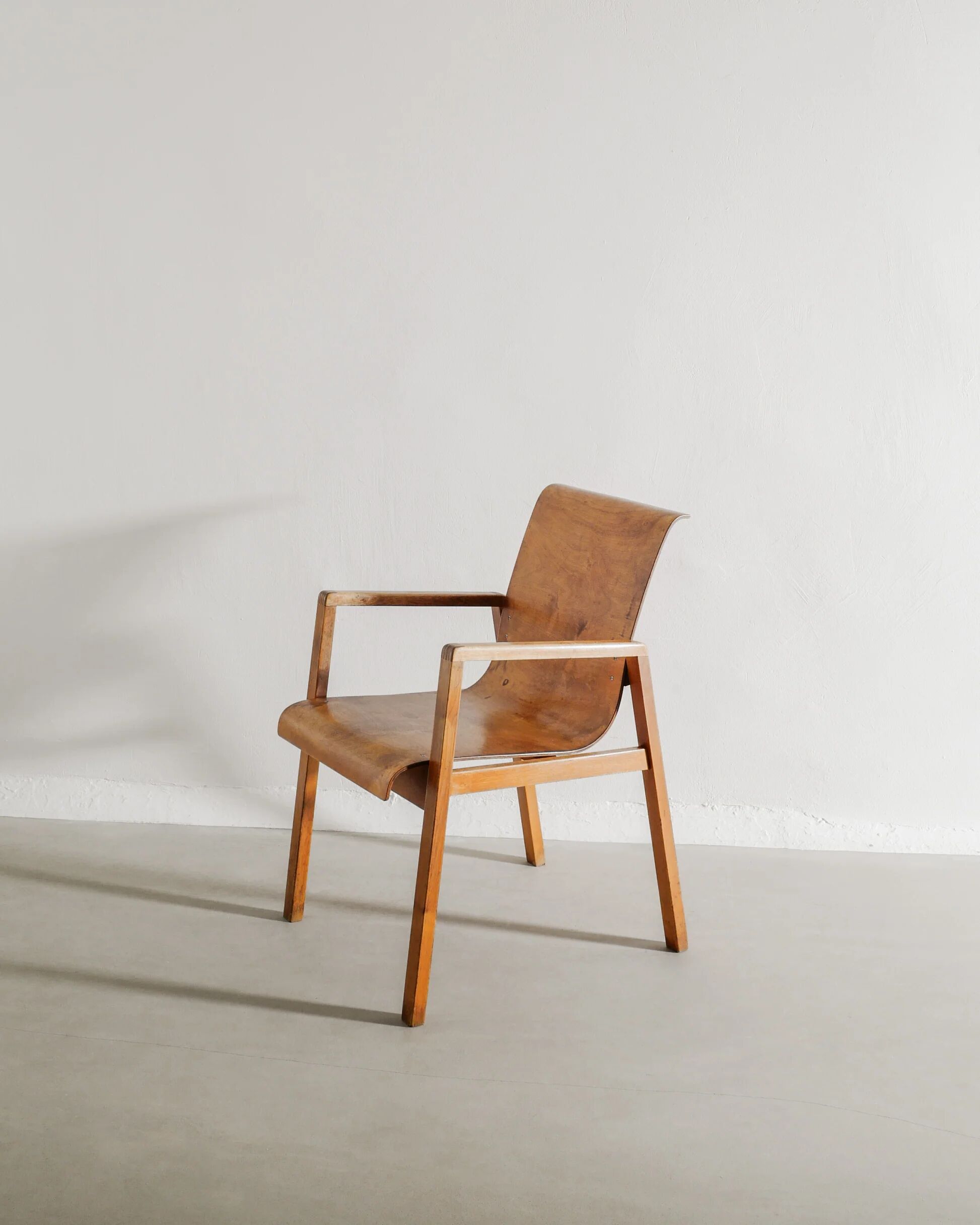 Early Vintage Finnish "No 51 / Hallway" Armchair by Alvar Aalto, 1930s