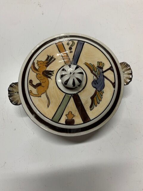 Ceramic plate and tureen