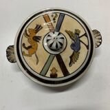 Ceramic plate and tureen