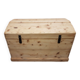 Old curved travel trunk, in pine, stripped 98x60x65