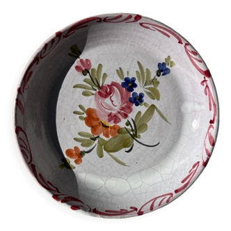 Sicilian plate pink hand-painted floral pattern