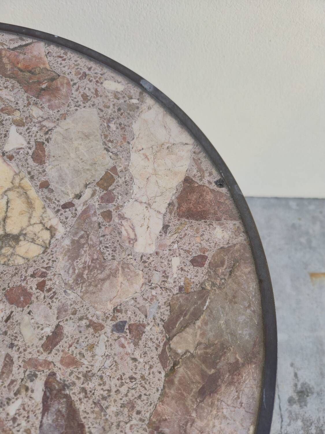 Pedestal table for restaurant bistro with lion paws and marble